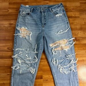 AE Mom jeans/High waisted